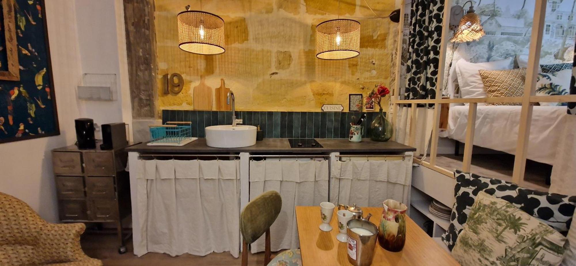 Iris La Fleuriste Apartment Talence